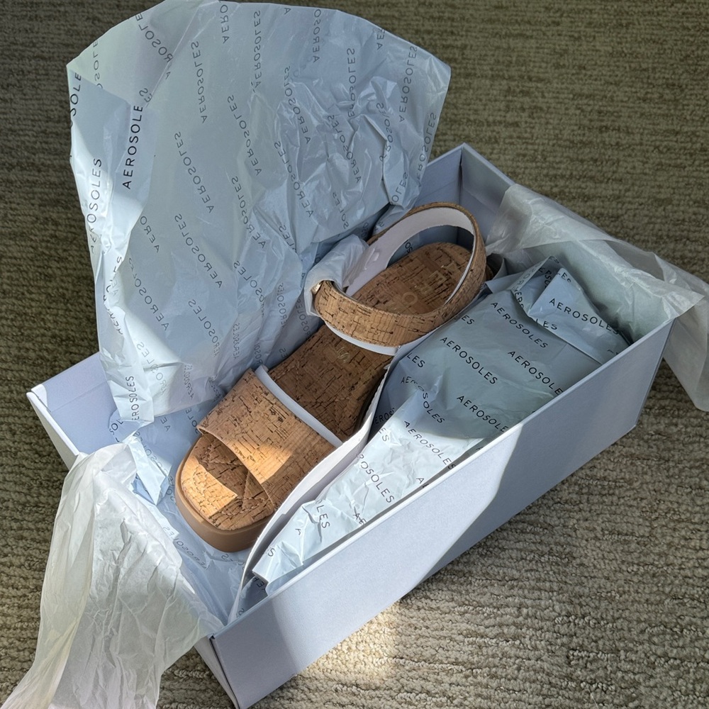 AEROSOLES Natural Cork Sandals